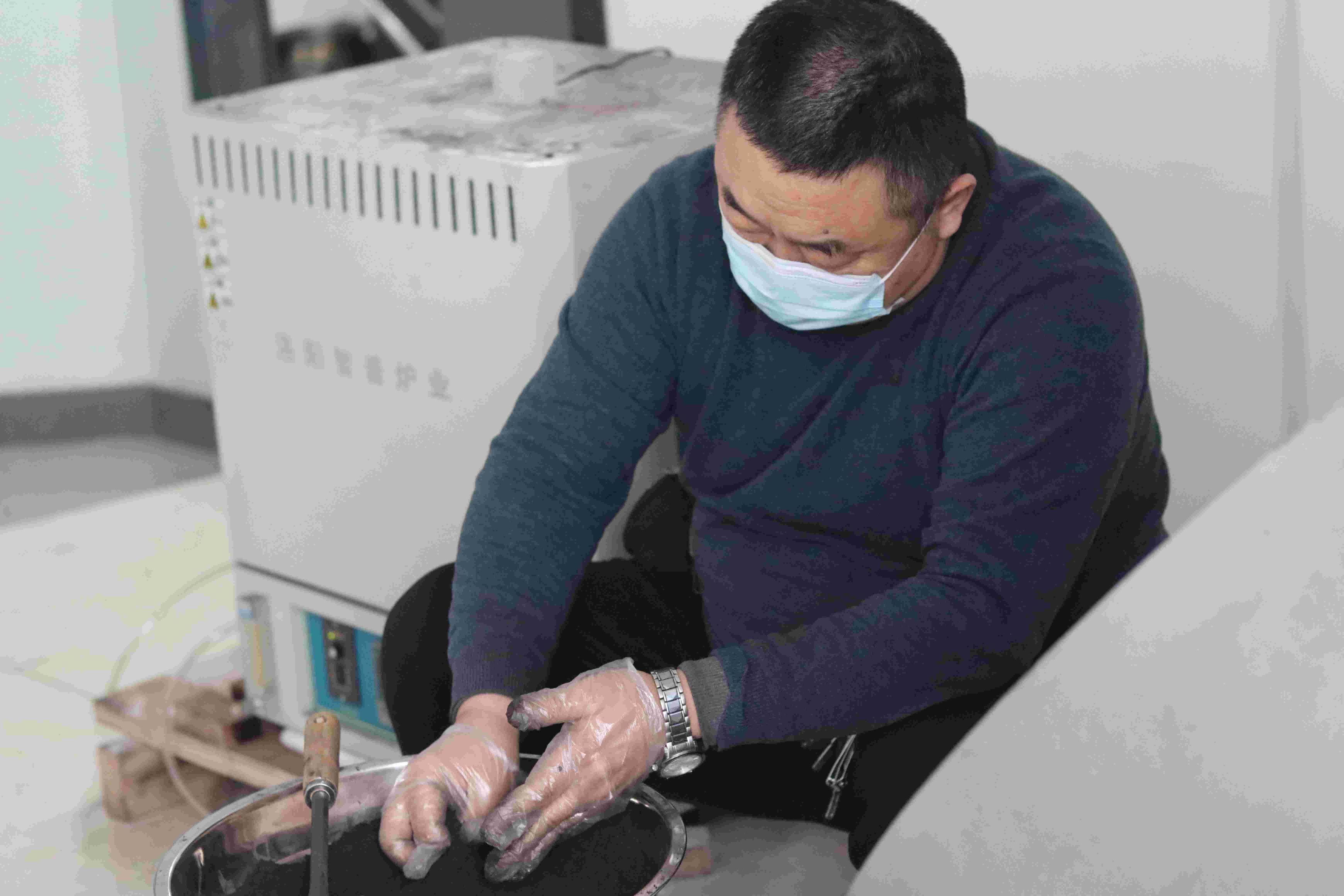 建杰集團丨出彩建杰人丨俯首甘為“墾黃?！? /> </span><span id=